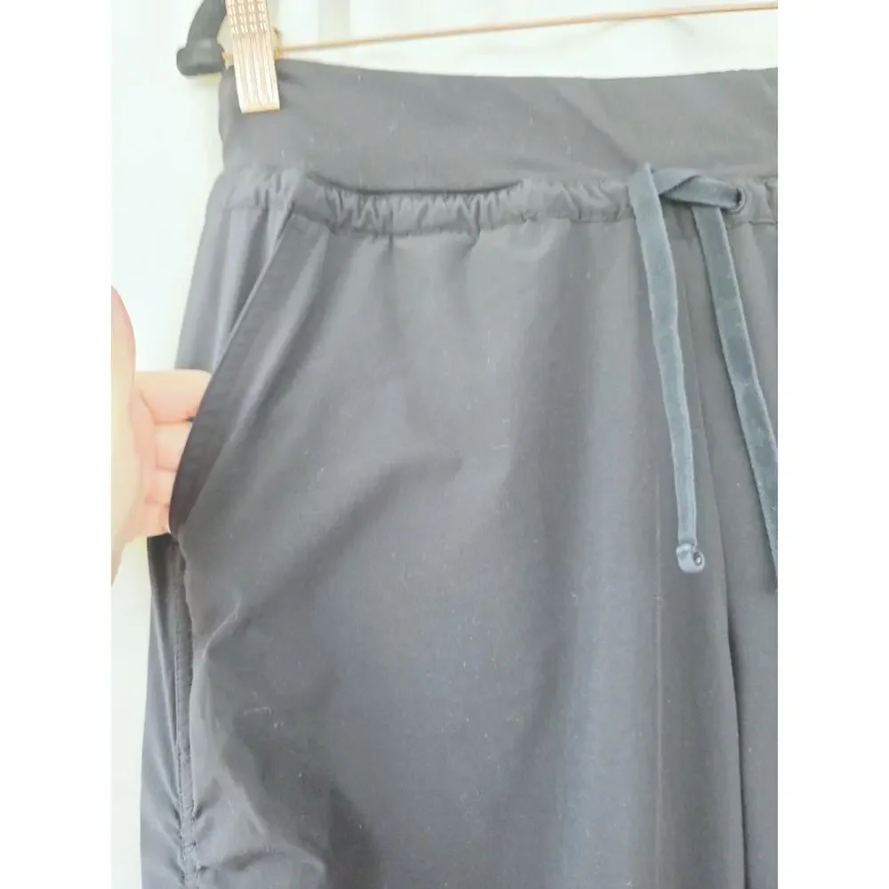 Athleta Attitude Pants‎ Women's Size 8 Black Jogger Athleisure Ruched Pockets